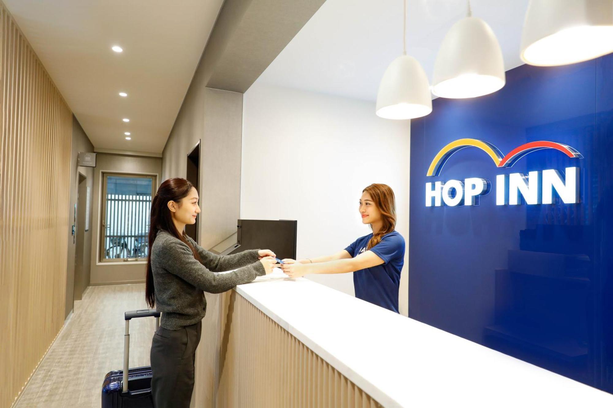 Hop Inn Tokyo Iidabashi Exterior foto
